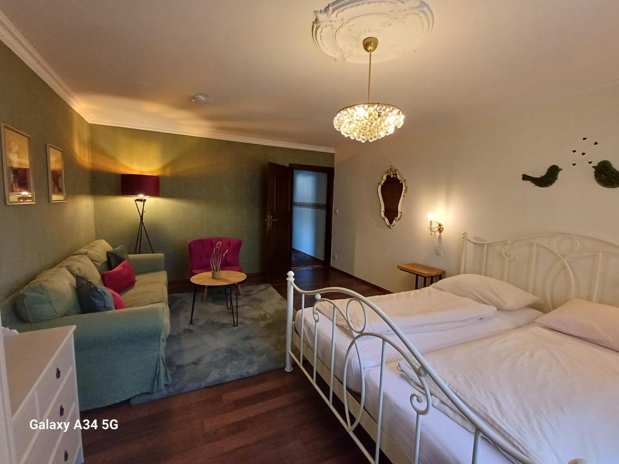 Haus Am Moos Bed & Breakfast Salzburg Exterior photo
